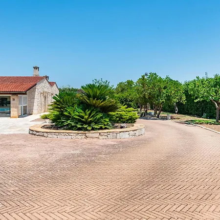 Masseria Pitorre With Private Pool Villa *