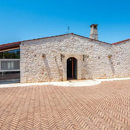 Masseria Norba With Private Pool 빌라 콘베르사노