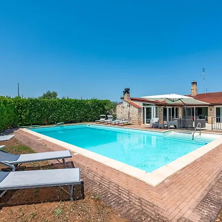 Masseria Norba With Private Pool Conversano